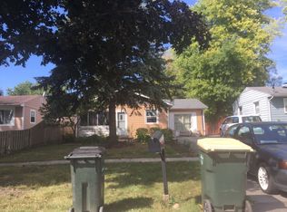 810 Lyman St, West Chicago, IL 60185