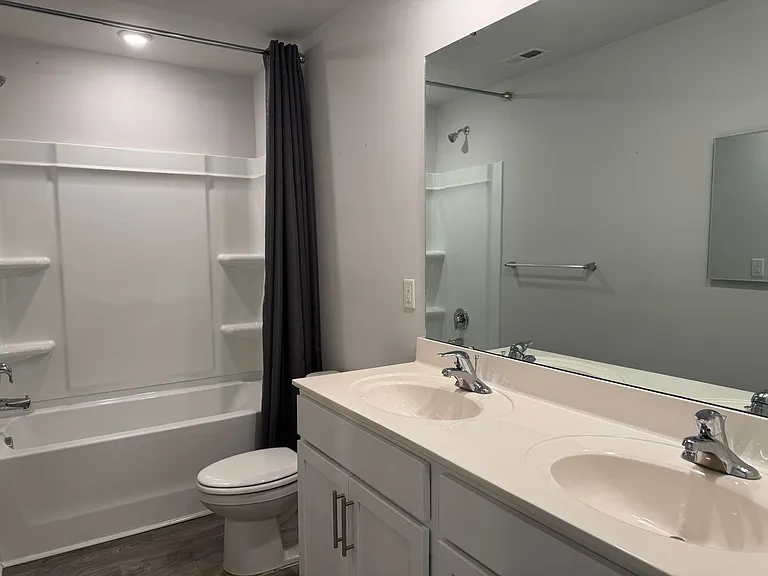 102 Jessica Ct — Photo 9
