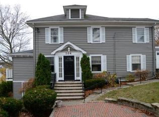 704 Humphrey St, Swampscott, MA 01907