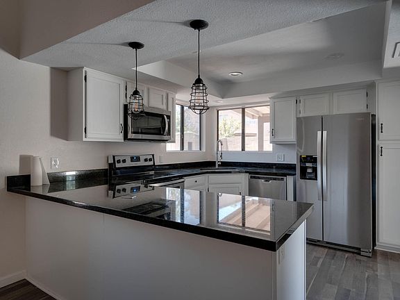 5th image of 9914 N 65th Ave