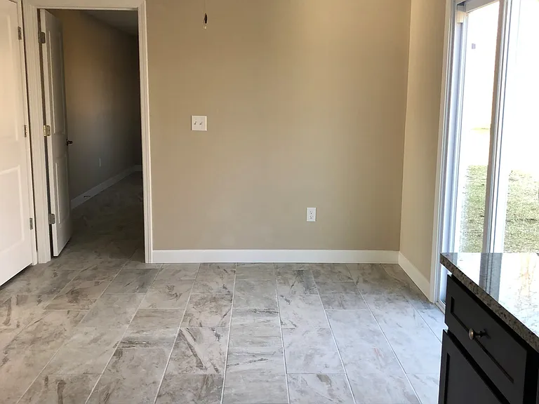 1338 Village Circle Dr — Photo 3