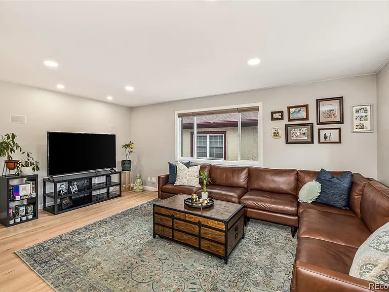4510 Winona Ct — Photo 6