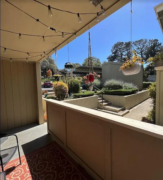820 Casanova Ave — Photo 1