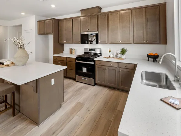 2142 Hunter Creek Dr, Lincoln, CA 95648