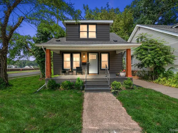 1538 S Campbell Rd, Royal Oak, MI 48067