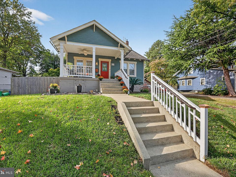 1st image of 115 Woodland Ave