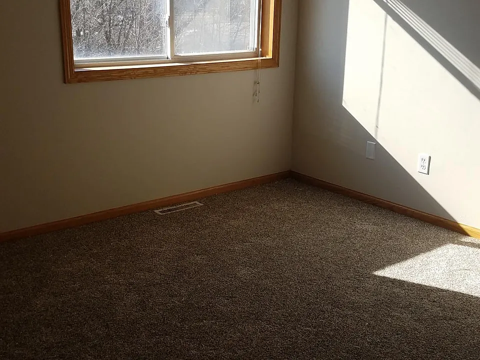 12x12 bedrooms on top floor