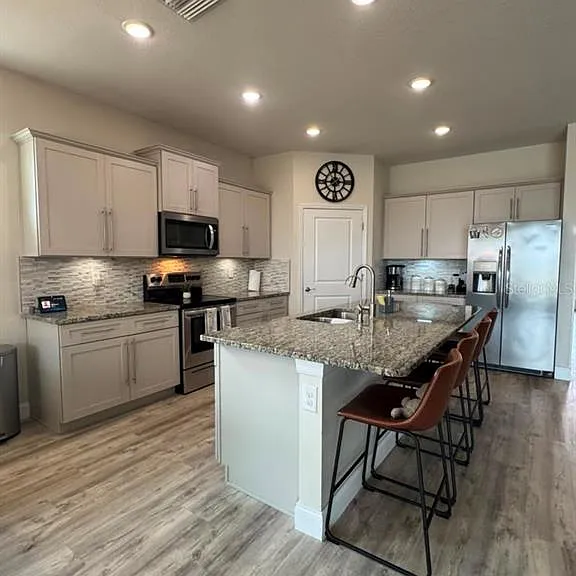 1127 Pipestone Pl — Photo 11