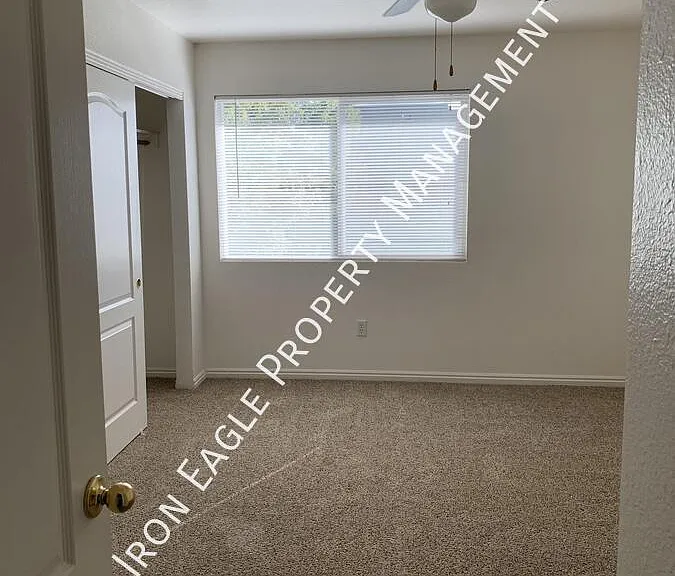 6043 W Port Ln #104 — Photo 7