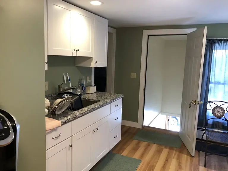 51 Ashuelot St — Photo 5