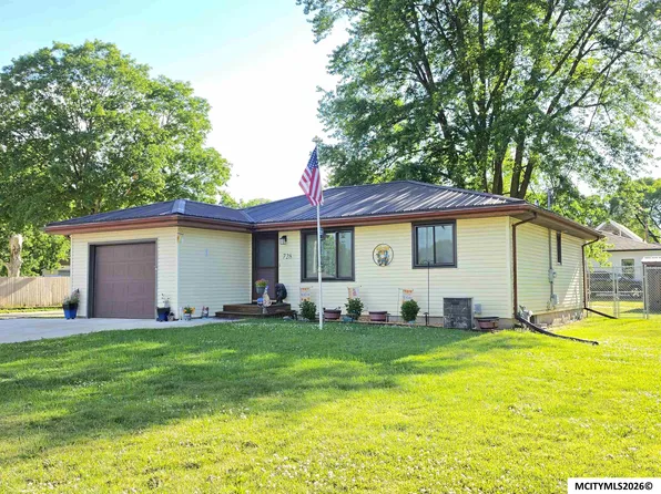728 S Harrison Ave, Mason City, IA 50401