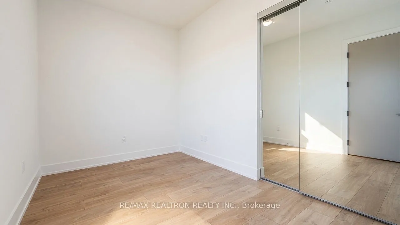 3 bed, $3,800 — Photo 3