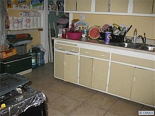 5th image of 1547 W 11th St