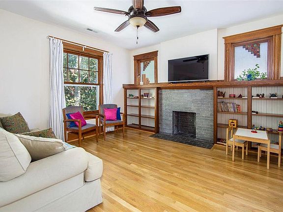 4th image of 6022 Pershing Ave