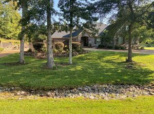96 Southbrook Ln NE, Brookhaven, MS 39601