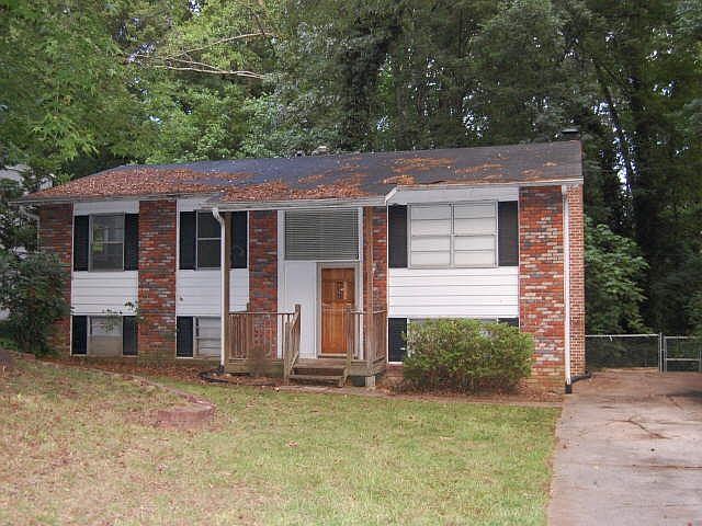 1st image of 3412 Pin Oak Cir