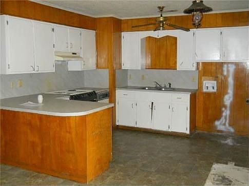 5th image of 2108 Ashley St