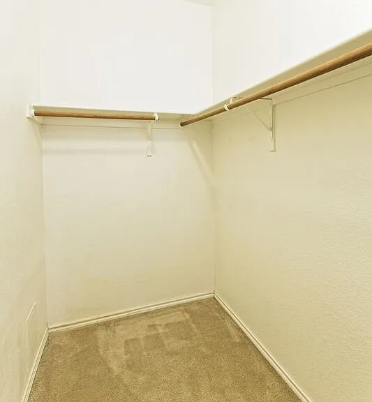 4009 Hidden Meadow Ct — Photo 26