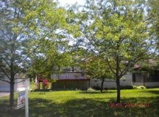 273 Edgebrook Rd, Wood Dale, IL 60191