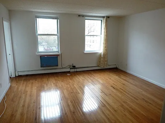Rented by Bohemia Realty Group | media 20