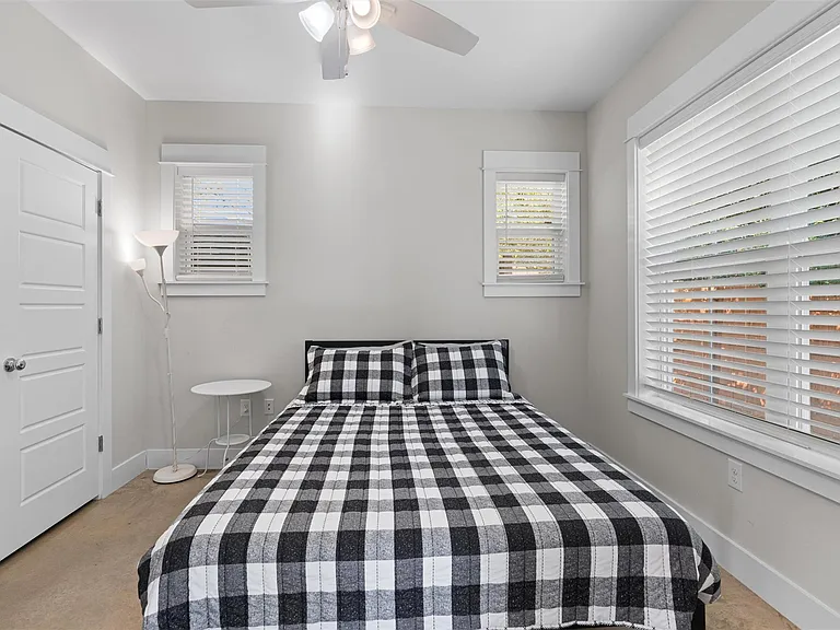 1809 Chestnut Ave #2 — Photo 11
