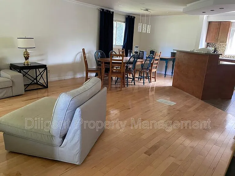 1326 Hopewell Ave #1 — Photo 16