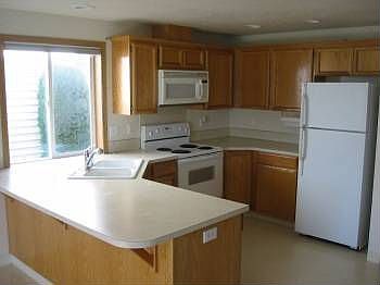 5th image of 3138 NE 115th Ave