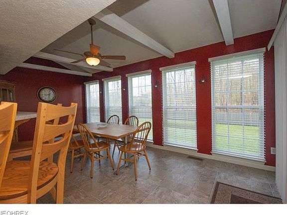 3rd image of 5915 Rosemont Way