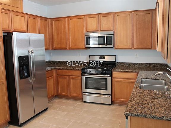 5th image of 2029 Rockburne St #0