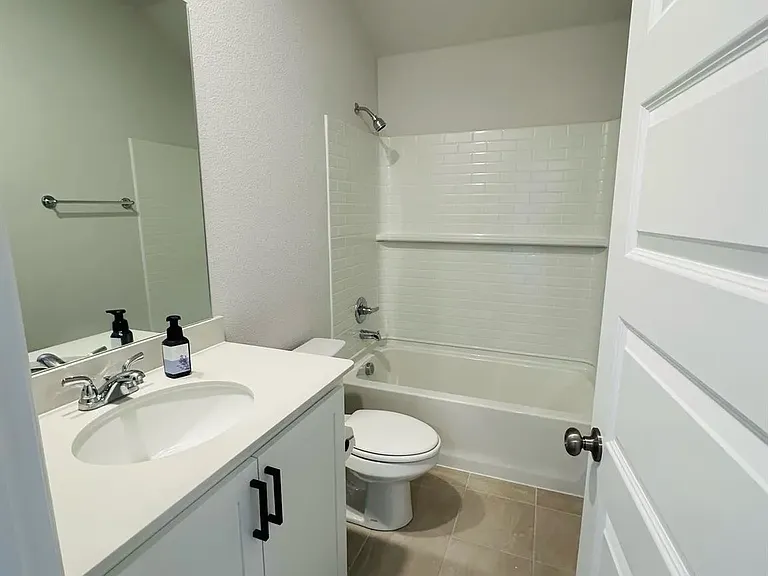 524 Hickory Ridge Dr — Photo 13