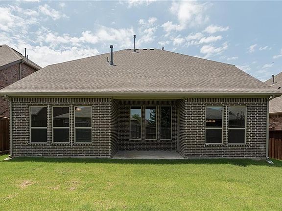 5th image of 10600 Helen Dr