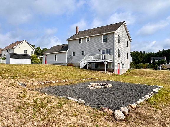 3rd image of 47 Spruce Lane