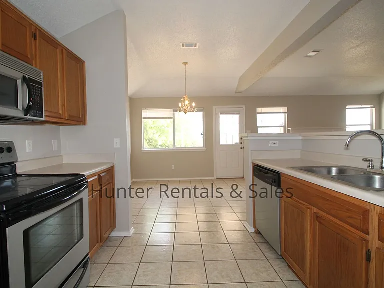 3203 Dorothy Jane Dr — Photo 10