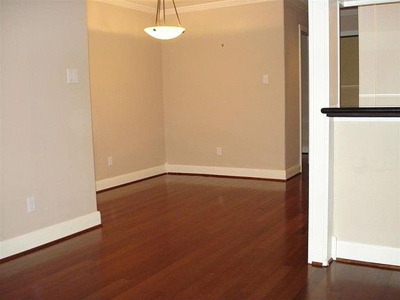4th image of 741 Bering Dr #A
