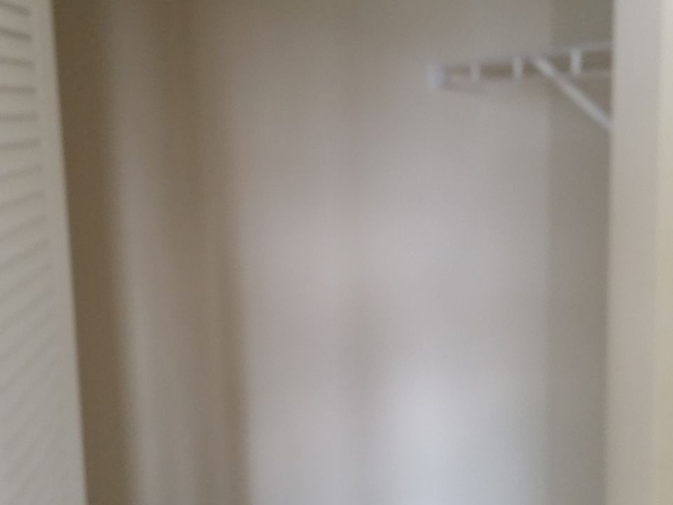 walk incloset
