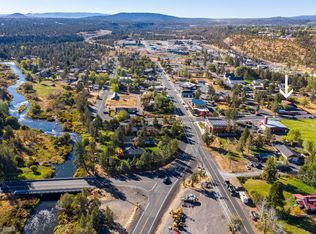 19835 4th St, Bend, OR 97703