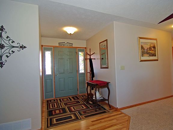 5th image of 10730 Madison Pl