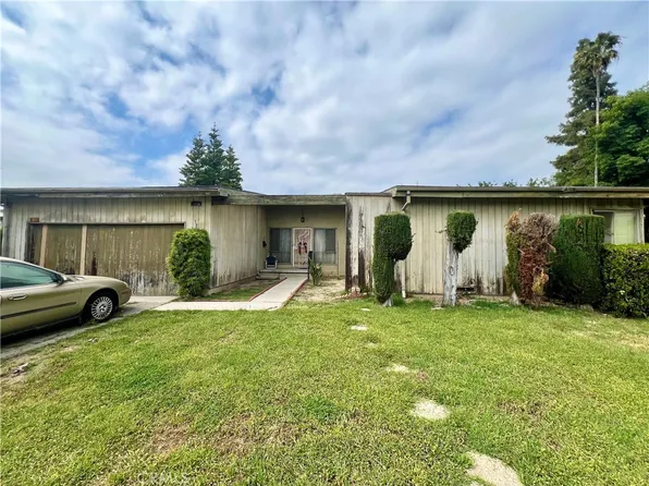 22135 Kittridge St, Canoga Park, CA 91303
