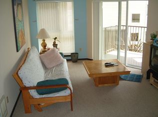 4020 Aurora Ave N APT 202, Seattle, WA 98103