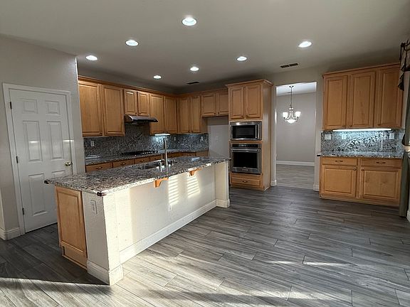 3rd image of 8616 Dupree Ct