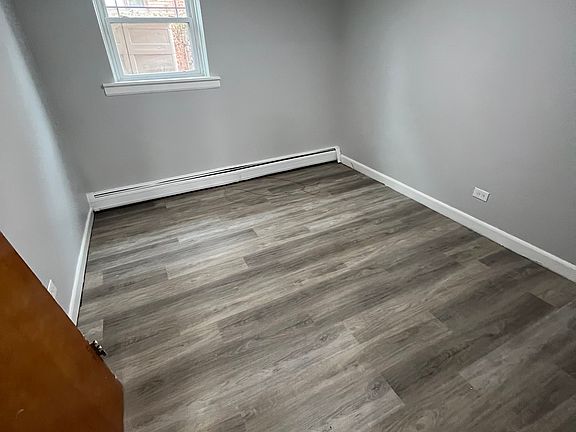 5th image of 2300 N Oak Park Ave