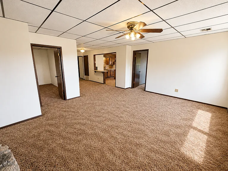 501 N Main St #5 — Photo 2