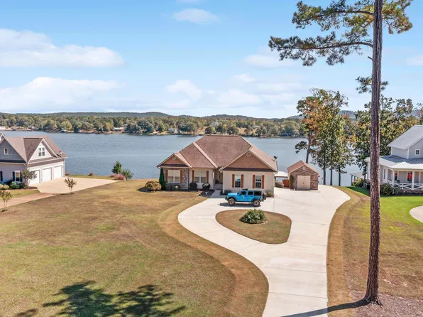 105 Timber Trl, Sylacauga, AL 35151