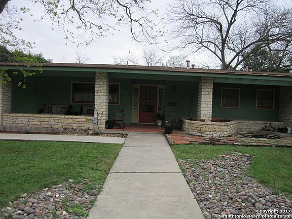 3rd image of 322 Busby Dr