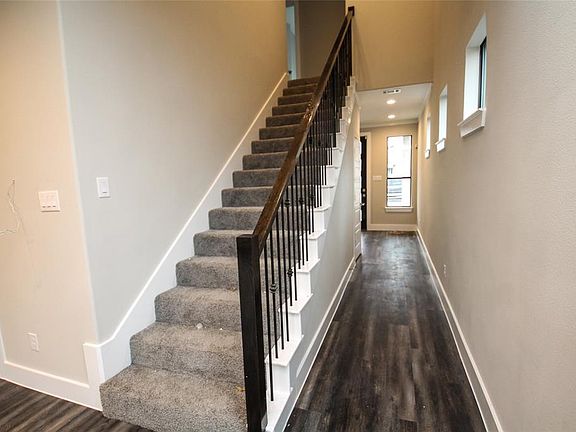 3rd image of 3513 Chihuahua St