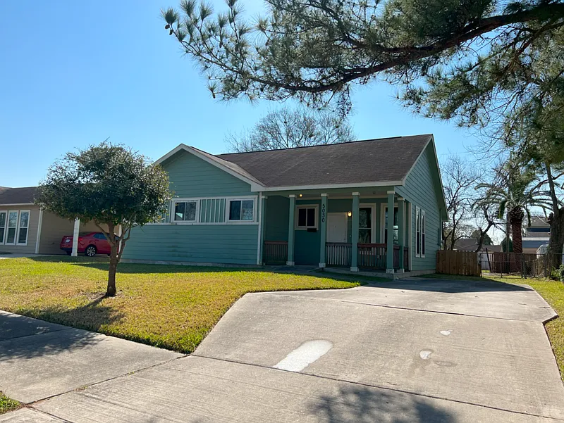 3 bed, 2.0 bath, 1347 sqft, $1,995 — Photo 4
