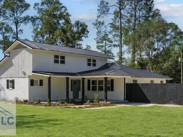 55 Mahan St, Jesup, GA 31545