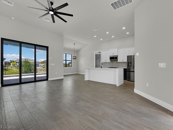 4th image of 4215 NW 32nd Ln