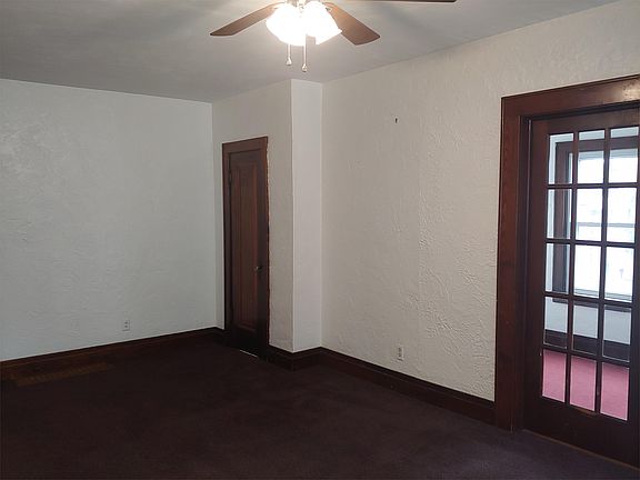 4th image of 1138 Grant Blvd