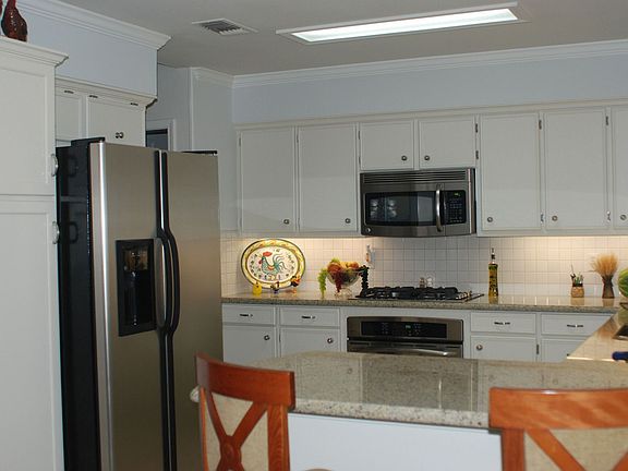 Kitchen (Pantry)